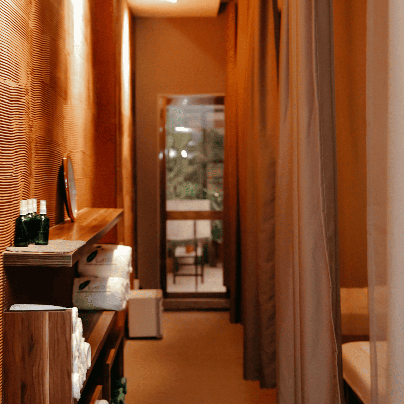 Lá Trà Spa - địa chỉ massage bấm huyệt trị liệu TPHCM