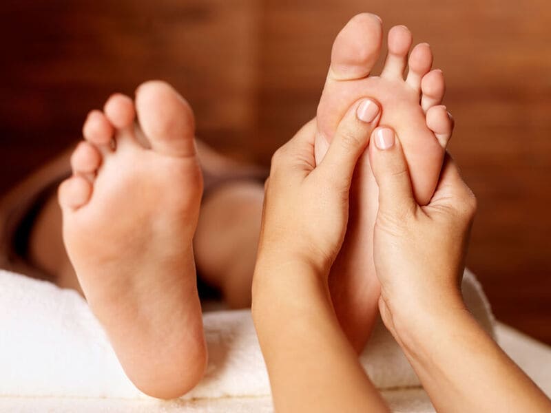 cải thiện chất lượng “chuyện yêu” nhờ massage chân