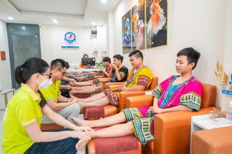 Khiếm Thị Tâm Đắc - Massage bấm huyệt người mù, đông khách tại TPHCM