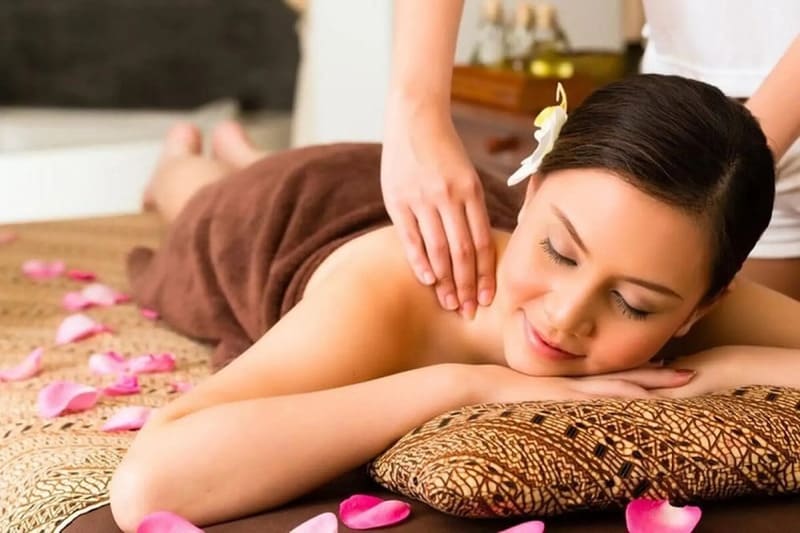 Trải nghiệm xông hơi mát-xa thư giãn tại Omani Spa